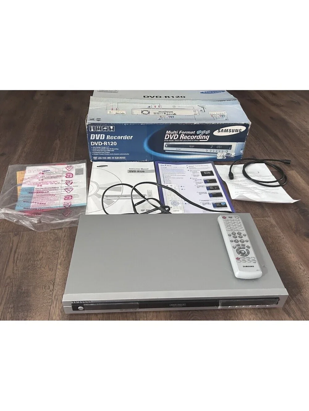 Samsung DVD-R120 DVD Recorder IOB With Manuals & Remote Powers On